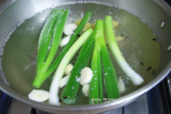 밥 한 그릇 뚝딱 비우게 하는 육우 쇠고기 요리 4가지 ♪