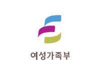 여성가족부는 한국양성평등교육진흥원 주관으로 실시한『제15회 양성평등상』시상식을 수상자 등 150여명이 참석한 가운데 12월 11일(수) 14:00시에 페럼타워 페럼홀(서울 중구)에서 개최합니다.