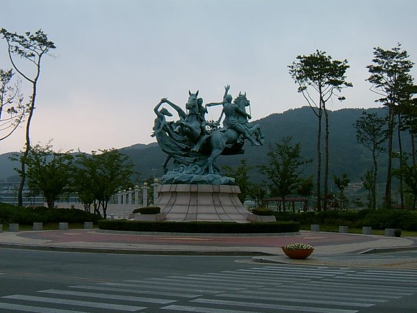 범방동3층석탑, 부산경남경마공원
