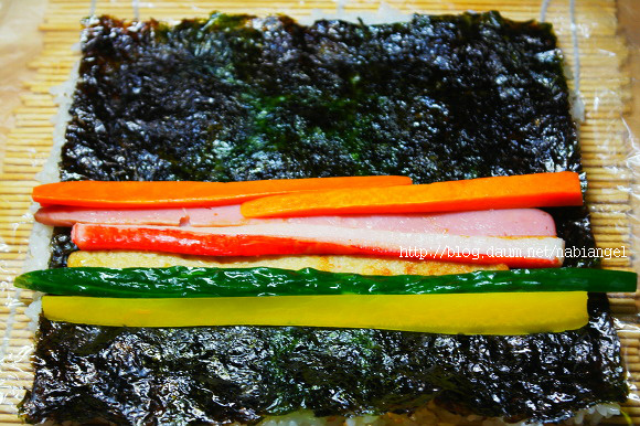 김밥한입 이미지