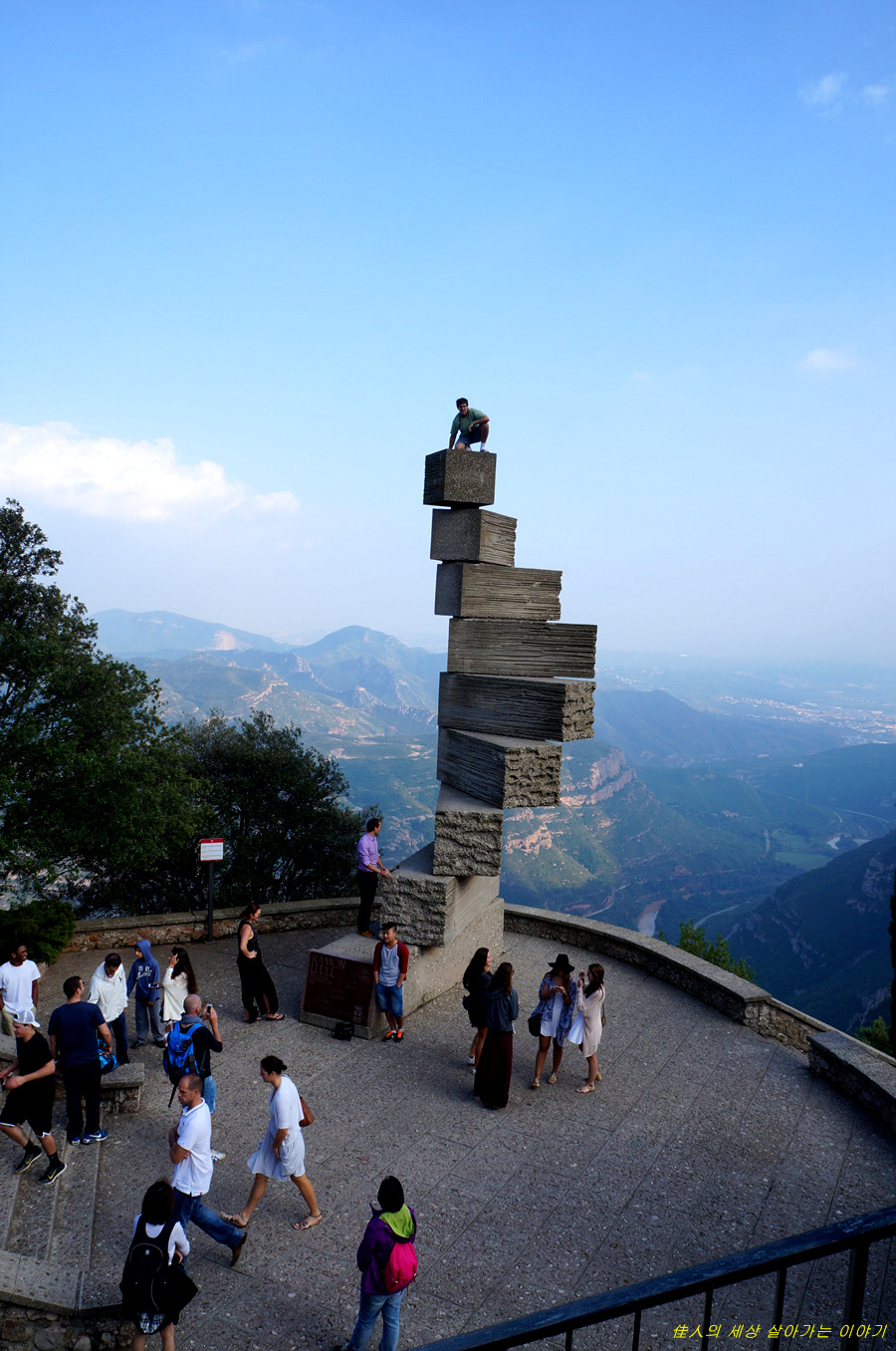 산타 코바(Santa Cova)에 이르는 길(몬세라트) 그리고 검은 성모상