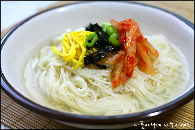 맛좋은멸치국수 이미지
