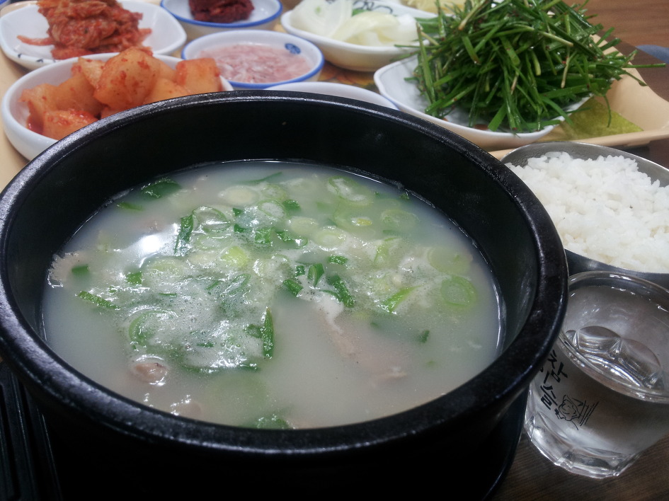 해동돼지국밥 이미지