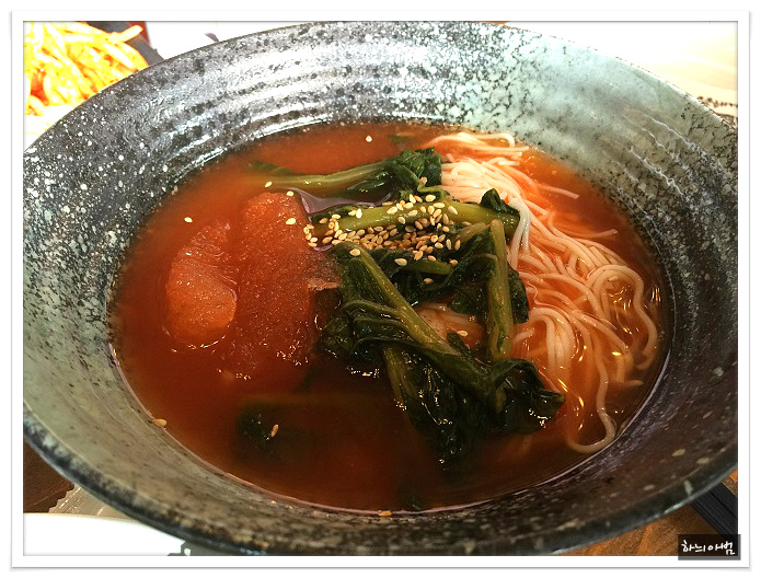 불쭈꾸미볶음과 고르곤졸라피자의 만남~가내수공업 - 전북/전주 지역 추천맛집 가내수공업 후기