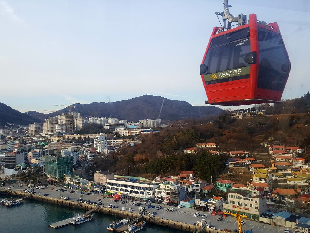 남해바다 여수여행 오동도에서 돌산까지 바다 위로 날아가는 여수해상케이블카