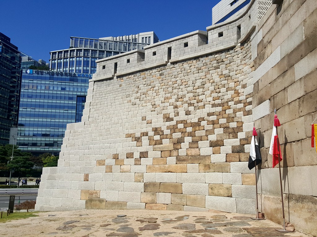 대한민국 국보1호 남대문 숭례문 화재 이후 국민의 품안으로 서울 중구 여행