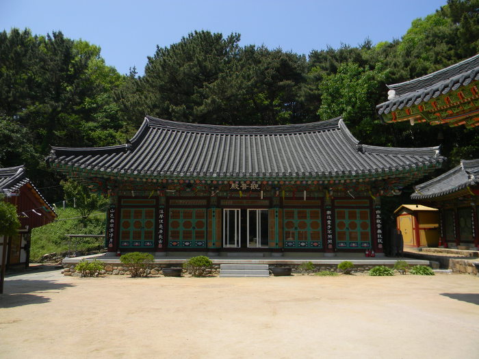 창원 불곡사 (불곡사 석조비로자나불좌상, 칠성각, 관음전)